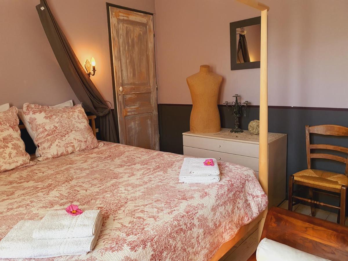 Le Clos des pins Claira Extérieur photo