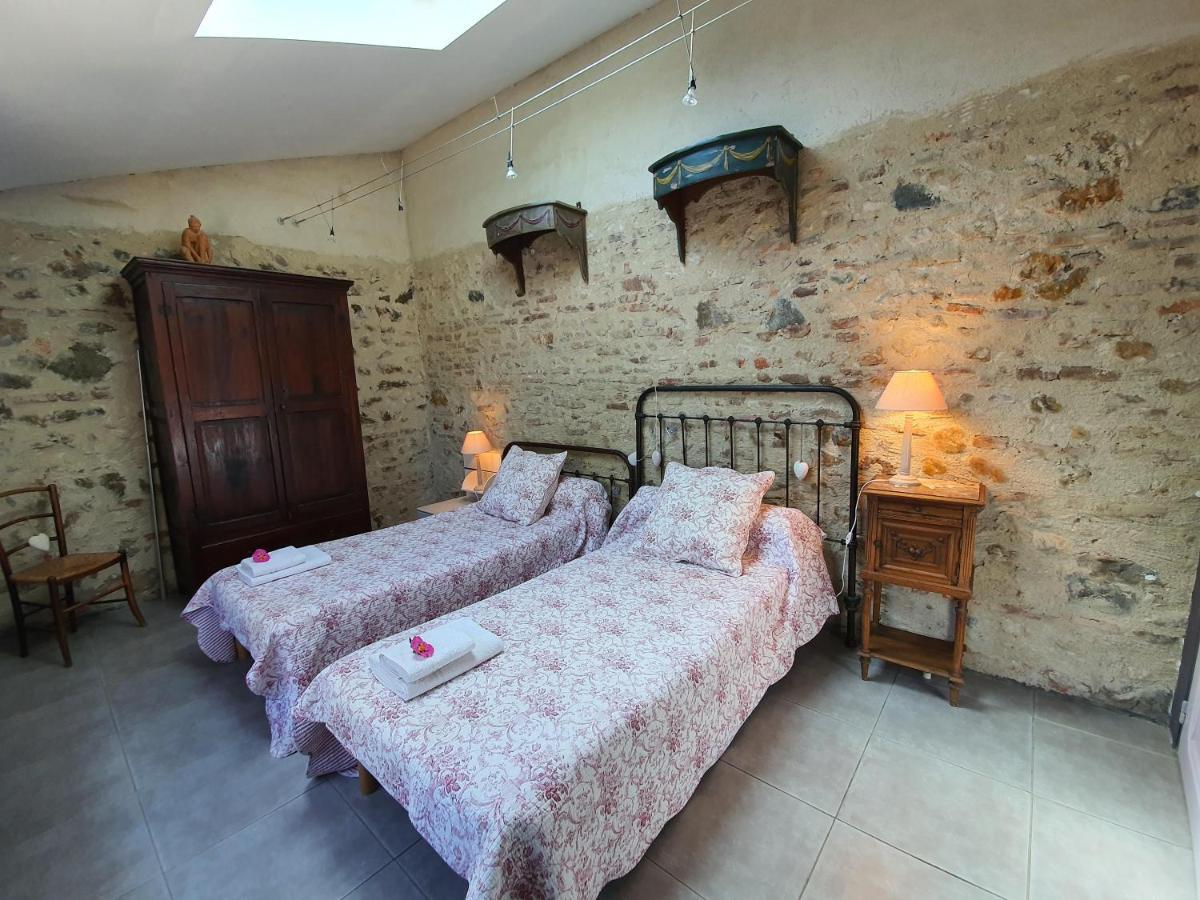 Le Clos des pins Claira Extérieur photo