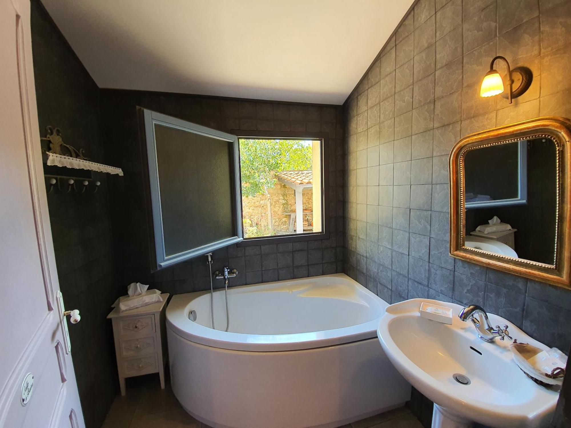 Le Clos des pins Claira Chambre photo