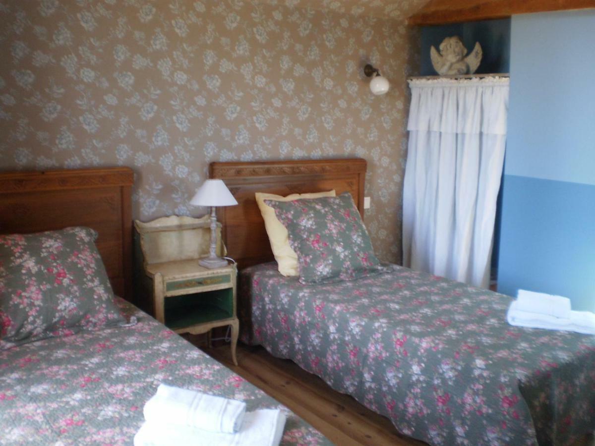 Le Clos des pins Claira Extérieur photo